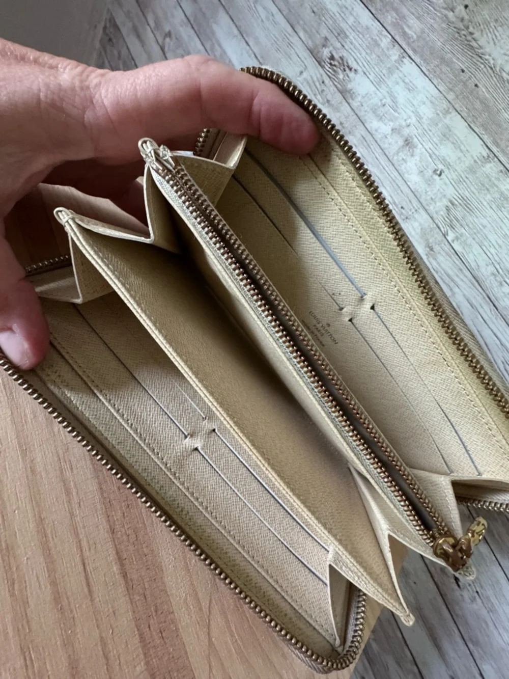 Louis Vuitton authentic louis